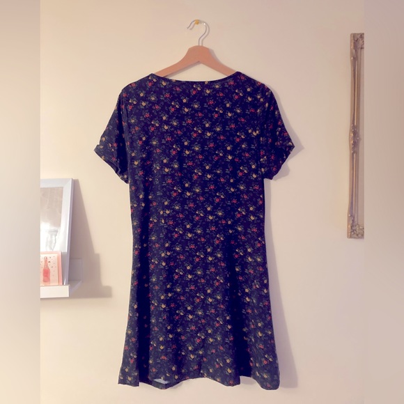 Lifetime Collective Women’s Floral Button Up Dress Hipster Skate Dress Medium - Picture 2 of 4